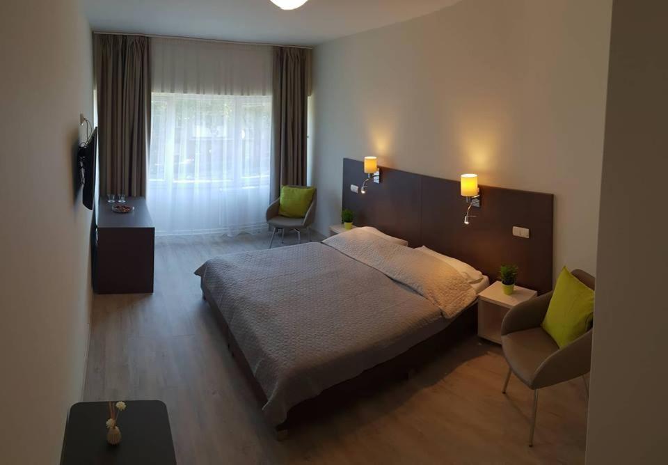 Sport Hotel Tatabanya Exterior photo