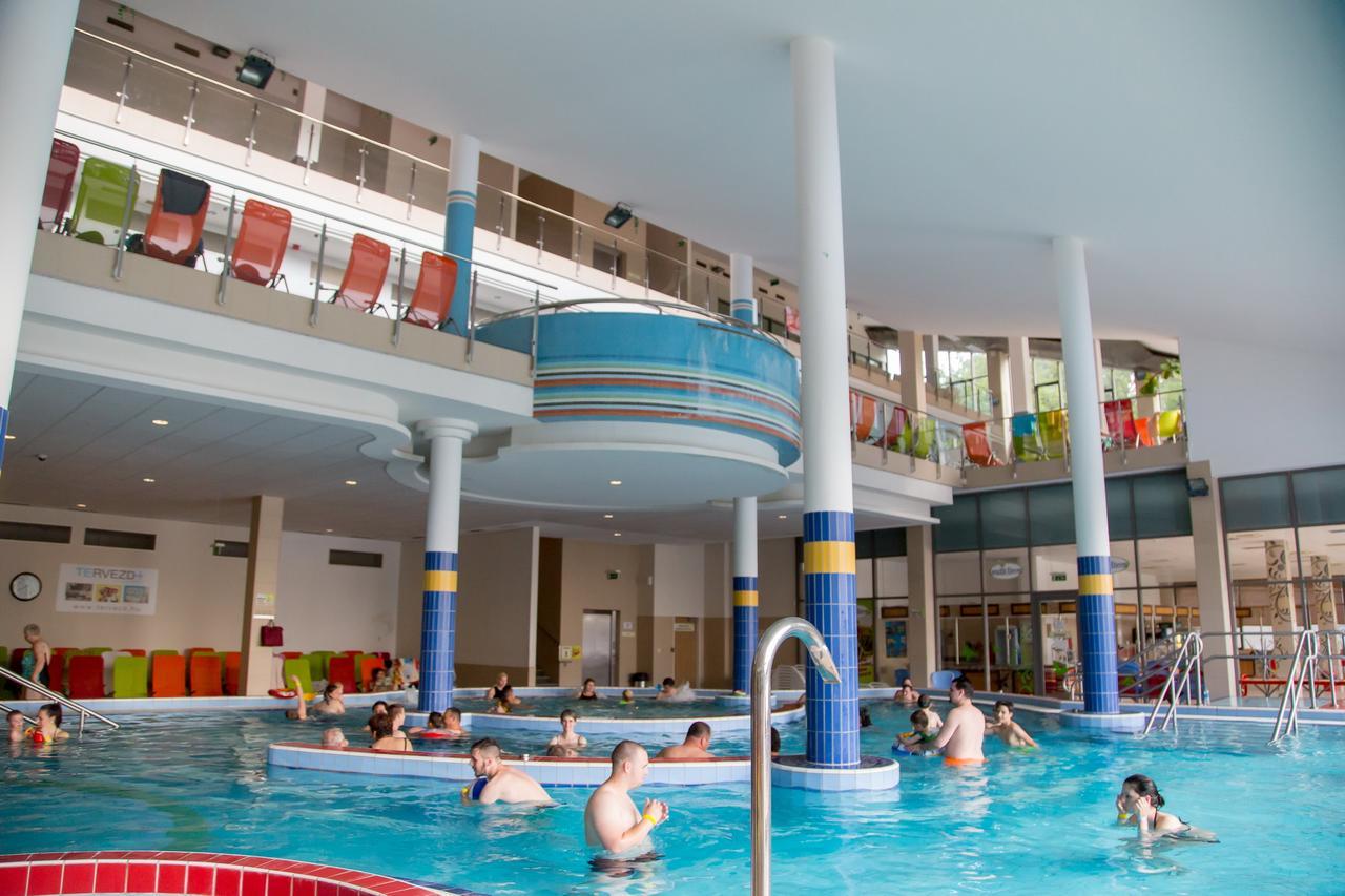 Sport Hotel Tatabanya Exterior photo